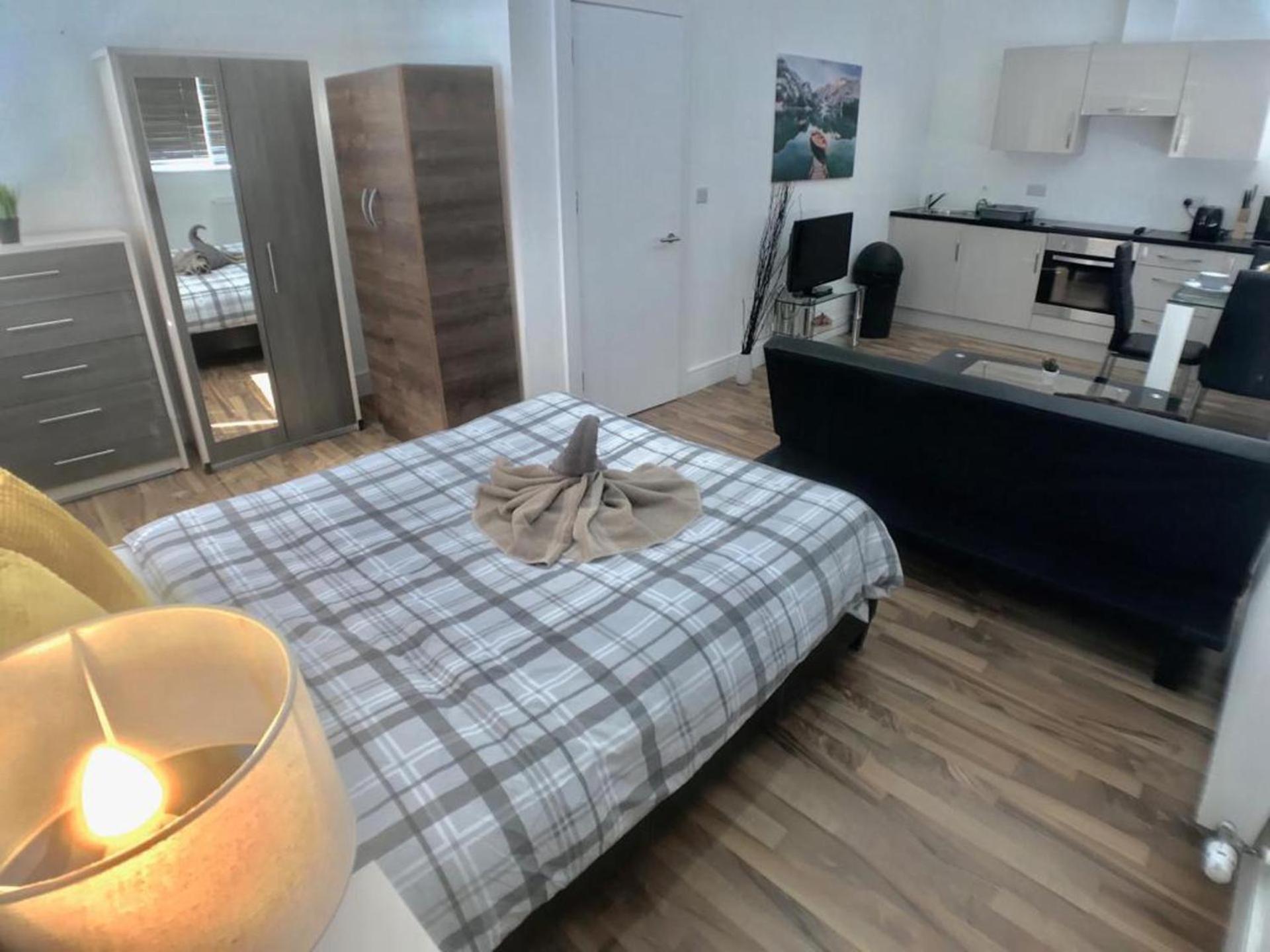 Lovely In 3rd Fl 3ppl Long And Short Apartment *